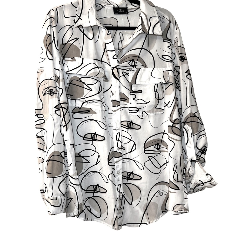 Milk & Honey Abstract Face Print Button Up Blouse White Tan 1X